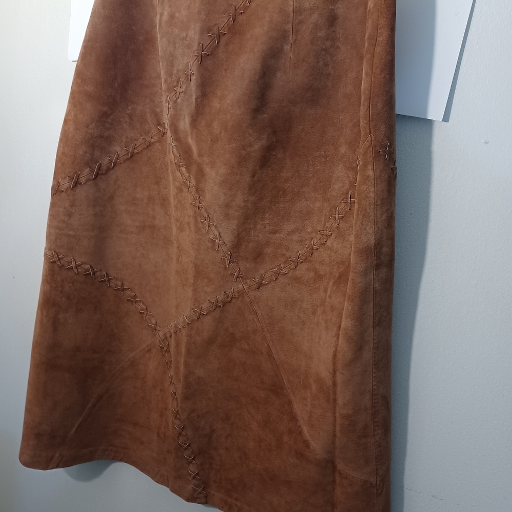 Vintage Faded Glory Brown Suede Midi Skirt With X Design Zip-Up Closure Side 12 - Picture 8 of 11